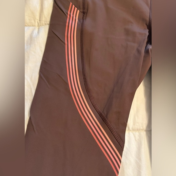 Lululemon leggings, size 10. 7/8 length. Barely worn. - Picture 2 of 4